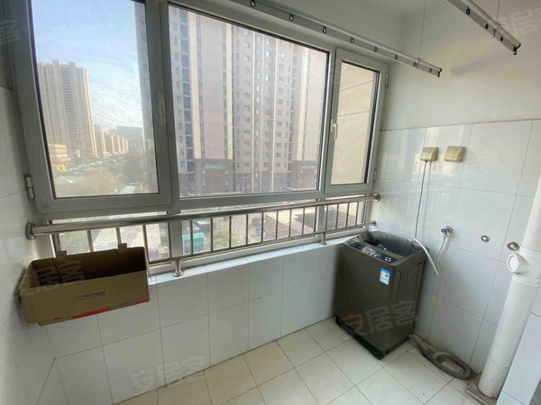 济南历城唐冶唐城小区唐城小区 免物业费 停车方便 精装两室 先到先得