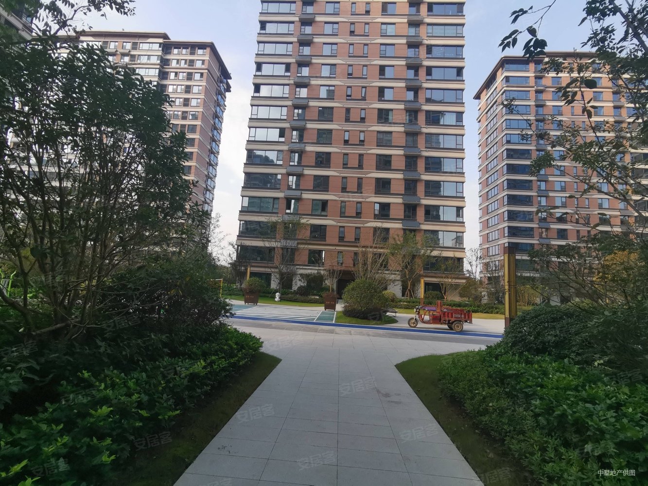 合肥房产网>合肥二手房>蜀山二手房>长江西路二手房>龙湖天境>