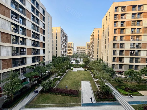 【多图】绿地空港国际中心,镜湖大道租房,(一楼带花园)绿地空港国际