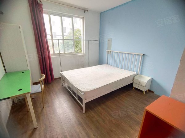 【多图】泰东公寓,方泰租房,近方泰五金城 泰东公寓精装主卧独卫出租 