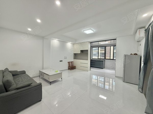 金华永康永康市区景欣华府万达夏溪附近，两室一厅拎包入住南北通透一梯一户，可明火出租房源真实图片