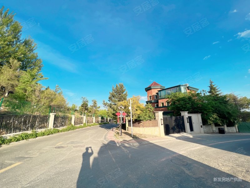 长春房产网>长春二手房>净月二手房>福业广场二手房>御翠园长春>