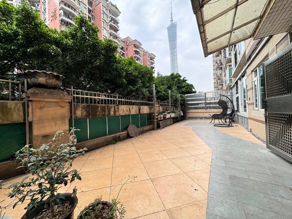 【多图】帝景华苑,广州塔租房,这个景观大露台谁不爱啊 四房两卫 拎包