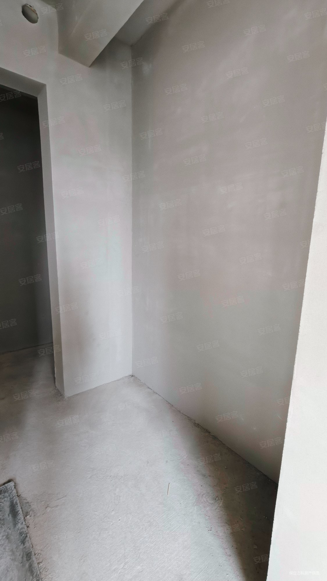 云玺首府4室2厅4卫239㎡南北257万