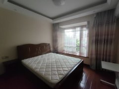 重庆开州云枫街道金科三期 2万一年 3室2厅2卫出租房源真实图片