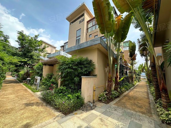 三亚吉阳水三千万科森林度假公园(别墅)三亚市万科森林联排别墅 全新