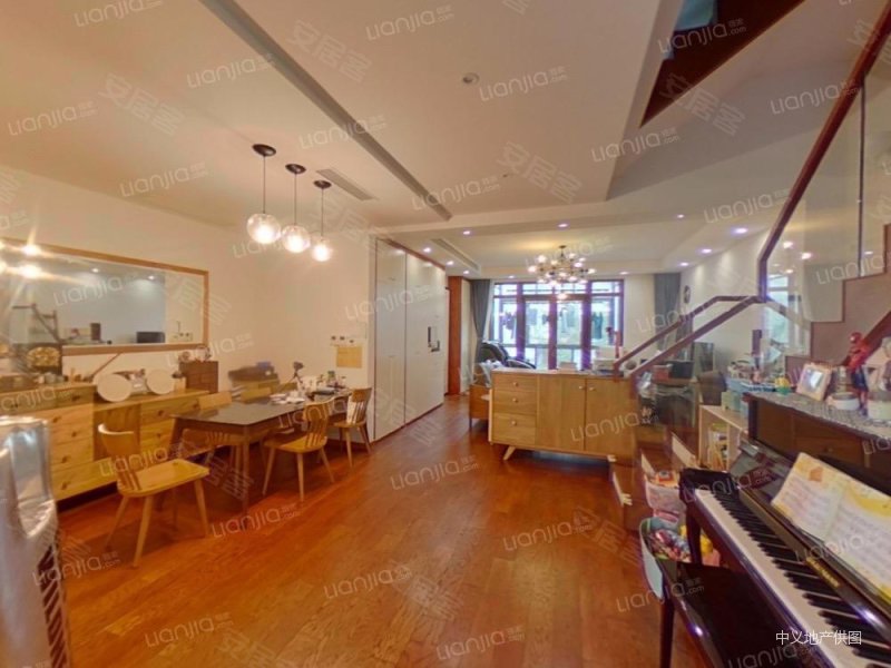 看房方便,复地香栀花园二手房,1550万,3室3厅,2卫,200平米-上海安居客