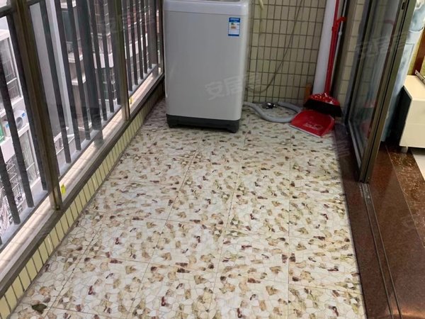 深圳布吉南岭荔枝花园丹竹头地铁站附近荔枝花园精装两房 拎包入住