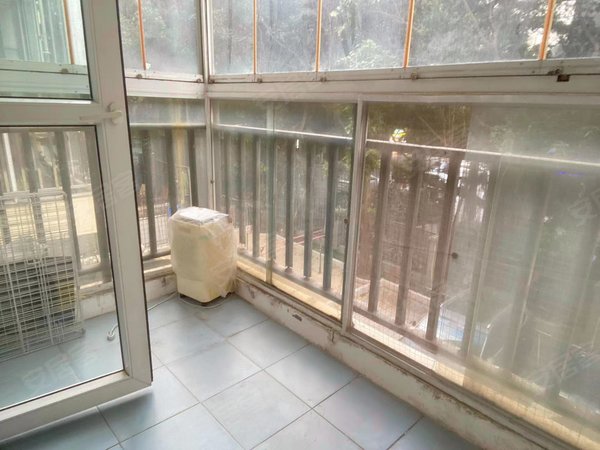 深圳福田景田北景华苑(福田)武警大厦景华苑 东向一房一厅 随时入住