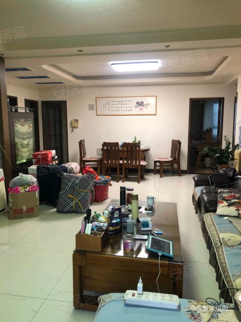 九棵树地铁旁 蓝山国际电梯三居 双卫业主急售看房方便