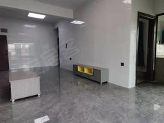 海丰城东城东城区无中，新城和樾对面城东中心小学旁边，三房一厅，家具家电齐出租房源真实图片