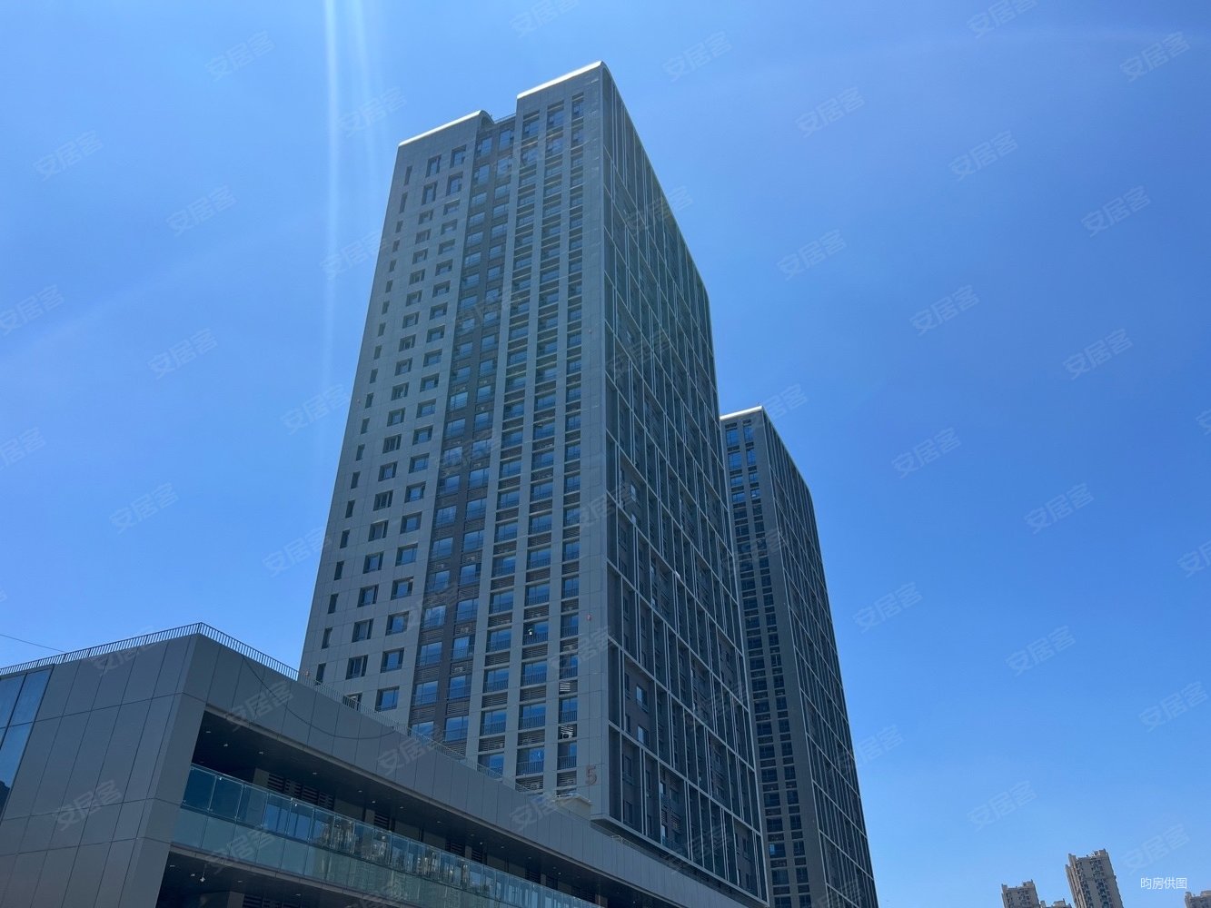 济南房产网>济南二手房>历城二手房>唐冶二手房>鲁商凤凰广场>