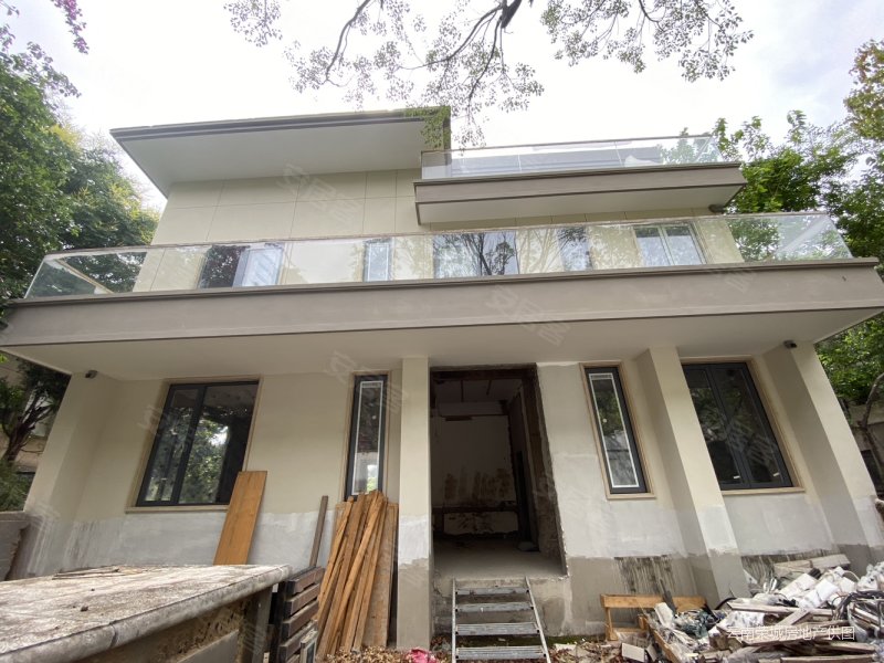 临水面山 滇池高尔夫 独栋别墅 送300平花园 占地780平