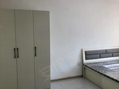 阜新太平太平城区太平小街附近1层一室一厅精装家电全每月1000长租900出租房源真实图片