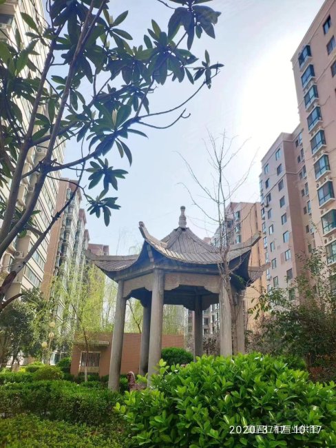 半坡地铁口,尚东国际城,紧临唐都医院,精装两室,采光好