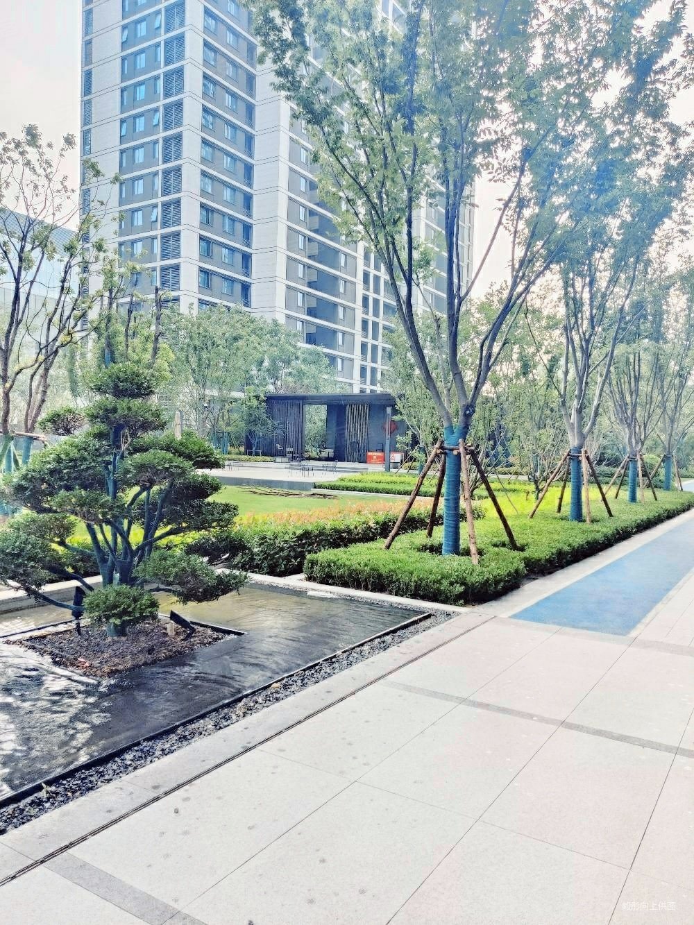 郑州房产网>郑州二手房>高新区二手房>瑞达路二手房>正弘青云筑>