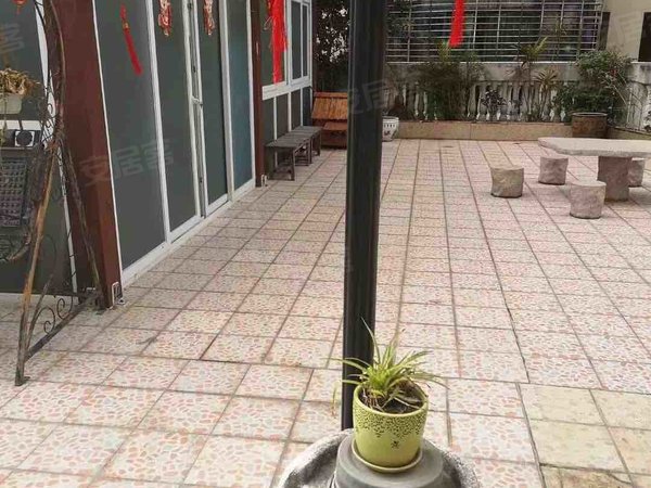 【多图】虹景花园,湖心街租房,丰泽街 电梯四房 带私人500平露台 家电