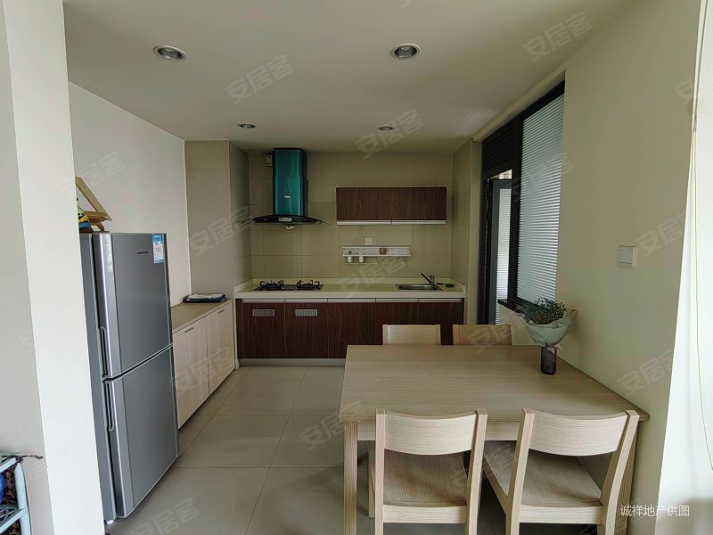 龙湖睿城精装大两房朝中庭住家安静