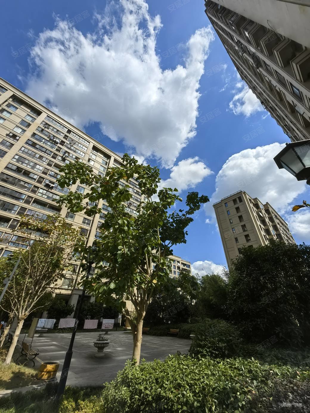 明湖花苑四期72平2房南北通白坯急售