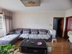庆阳西峰西峰城区丽景茂!市中心!一室一厅一厨一卫!拎包入住出租房源真实图片
