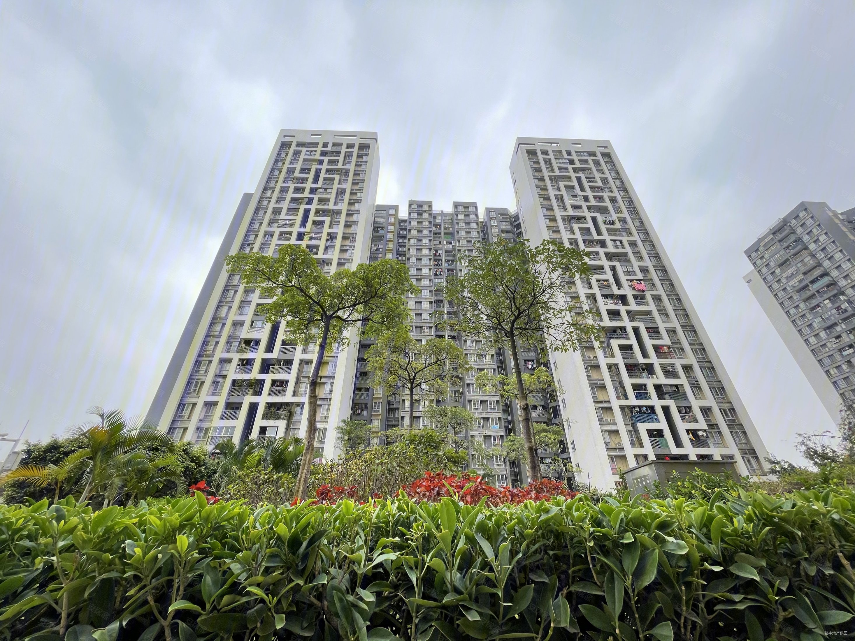 天河智谷广氮花园业主独具匠心三改两房精致装修美轮美奂