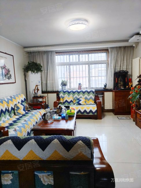 福安花园二期三楼100平带车库实木装修808万