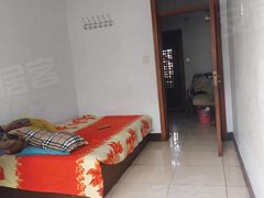 淄博临淄临淄一中辛东社区!750元紧邻淄博一中!四楼干净整洁出租房源真实图片