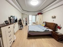 泰州靖江靖江市区富海公寓 一室一厅一卫 精装修拎包入住1380元每月出租房源真实图片