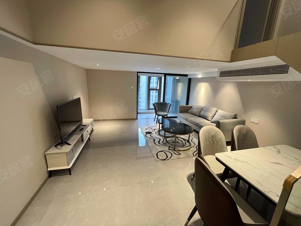 loft户型两室一厅 朝南 停车方便 世茂天玑公寓,上城租房-杭州58安居