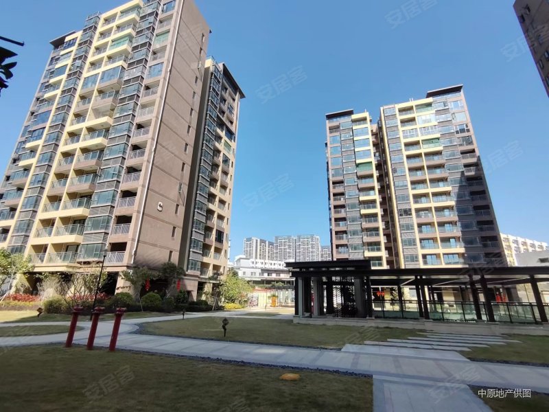 兴围华府3室2厅2卫80㎡西南416万