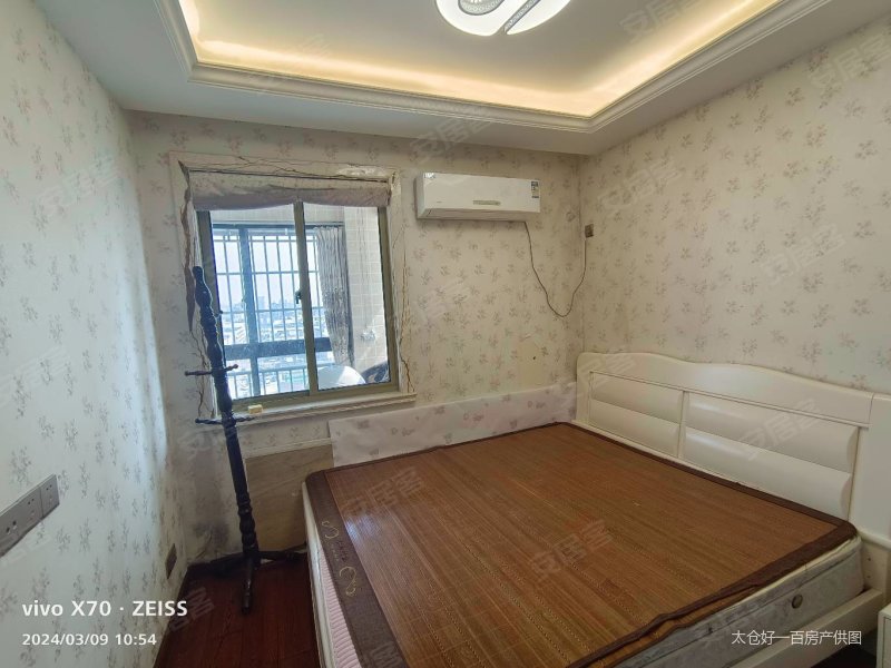 房东诚心出售金仓华府101平3房1卫电梯好楼层120w