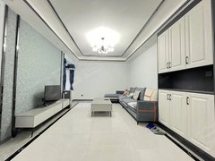 德阳广汉市行政广场出租恒大居家装修小三室带阳台对中庭1350一个月出租房源真实图片