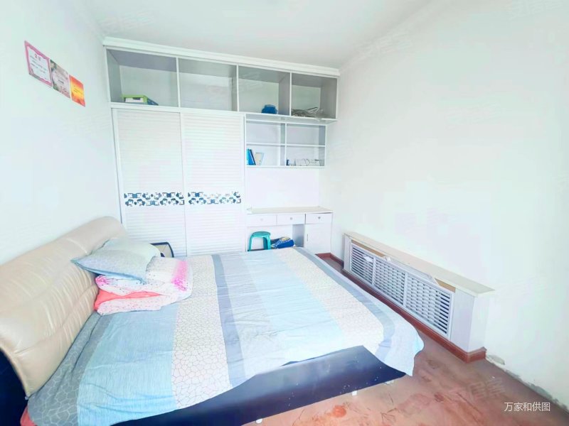 锦绣华庭 交通便利 采光好 产权清晰 房东急售,锦绣华庭二手房,38万,2