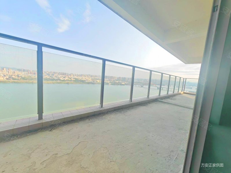 保利达江湾南岸二手房,520万,5室2厅,4卫,251