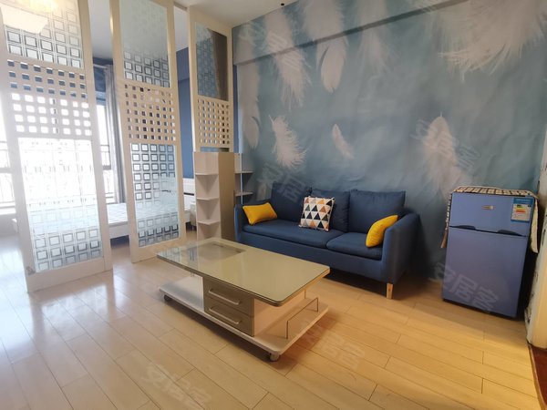 金华婺城江北福莲汇江北银泰旁 电梯1室1厅 落地窗 闹中取静 家电具齐全 实惠出租房源真实图片