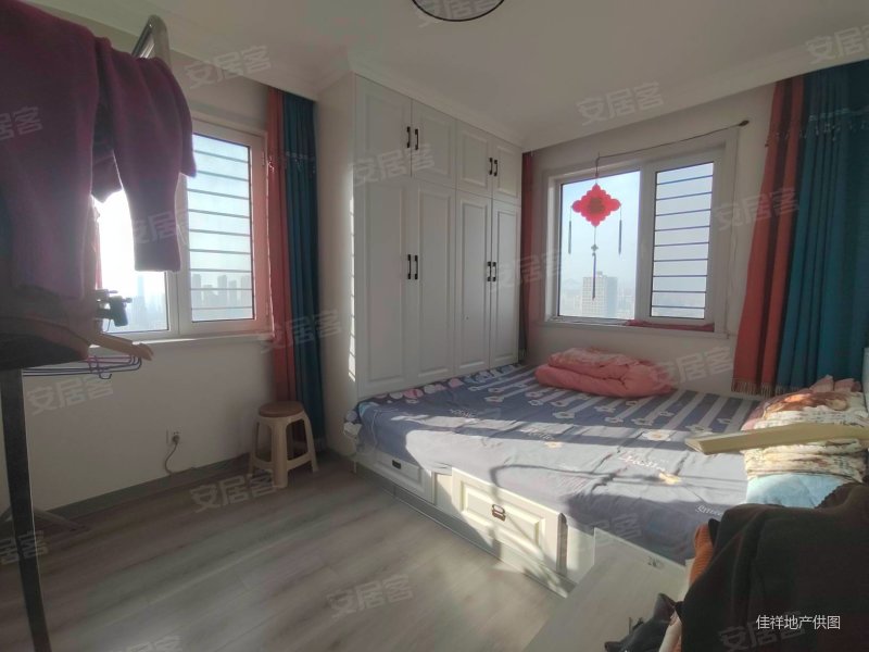 单价7800中心位置精装修和平丽苑房子保持特别好