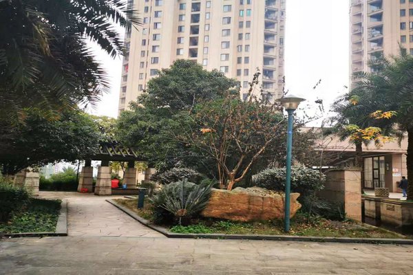 不足,丽景君临天下怎么样,丽景君临天下周边房产中介经纪人评价-郴州