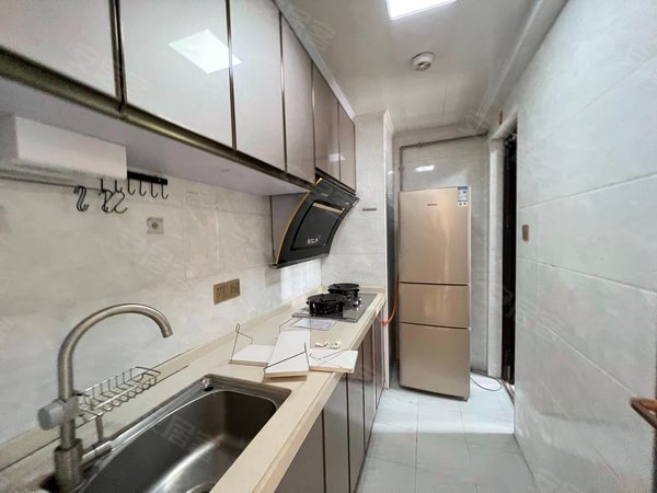 南北通透双阳台 2房拎包 采光好出租房源真实图片