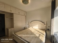 亳州谯城亳州万达广场南湖旁，翡翠庄园精装两室三台空调，家具家电齐全领包即住出租房源真实图片