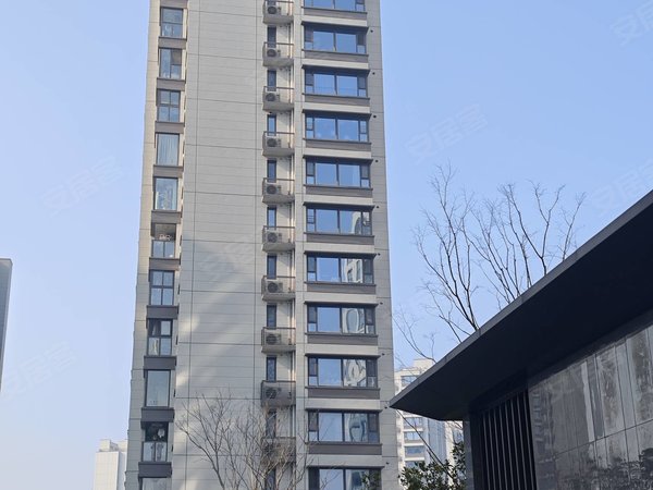 上海青浦徐泾蟠龙珑苑有钥匙,世外学校门口,蟠龙天地一期大横厅大2房