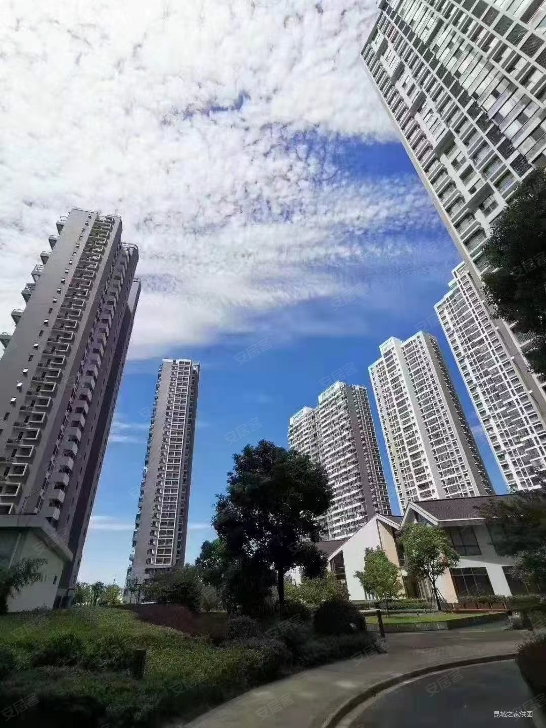 急售昆城景苑满二看房方便有钥匙