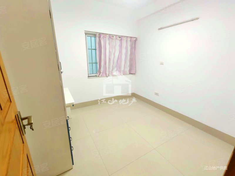 丽园小区 3房2厅128万