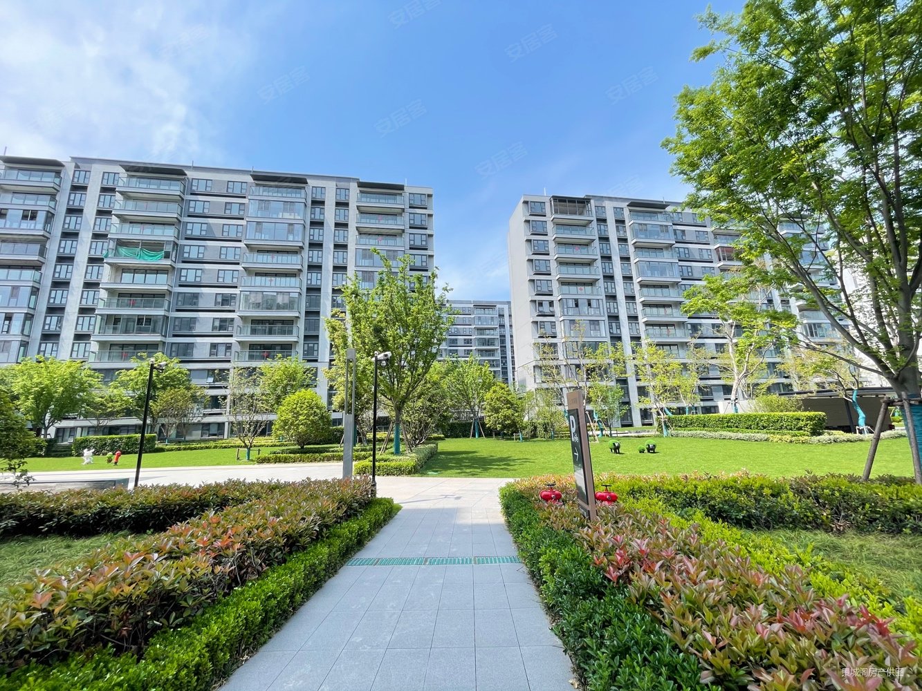 上湾璟园4室2厅2卫127㎡南北298万