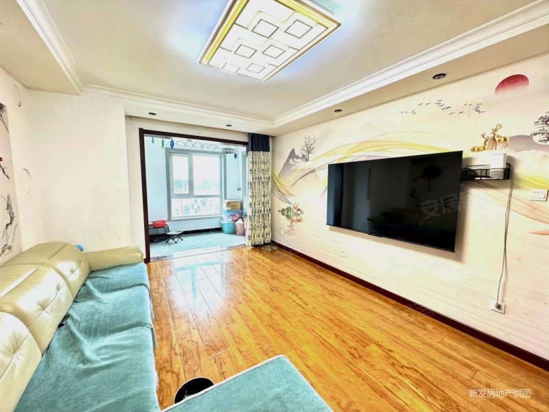 地铁2号线丨精装修婚房丨小三室改善户型丨亚泰梧桐公馆