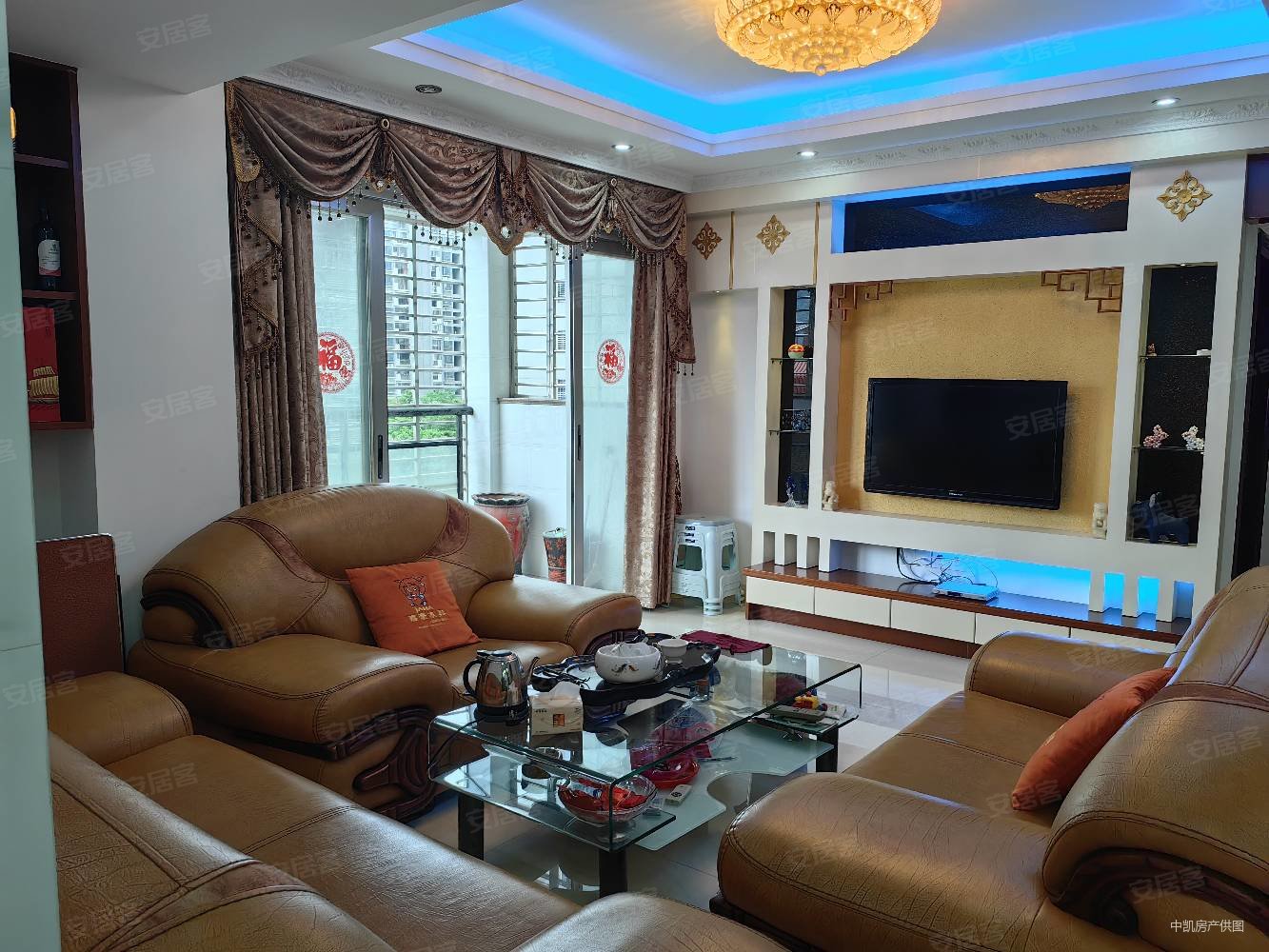 君悦华庭,朝南楼层好,证满,繁华地段,随时看房