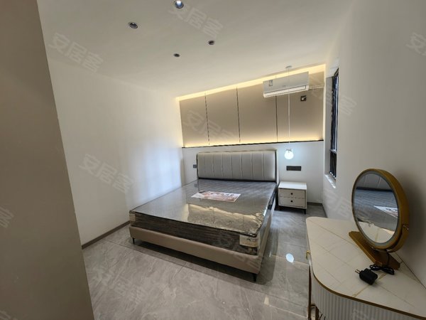 华润边乌山府 性价比王 现代化装修大2房 随时可看出租房源真实图片