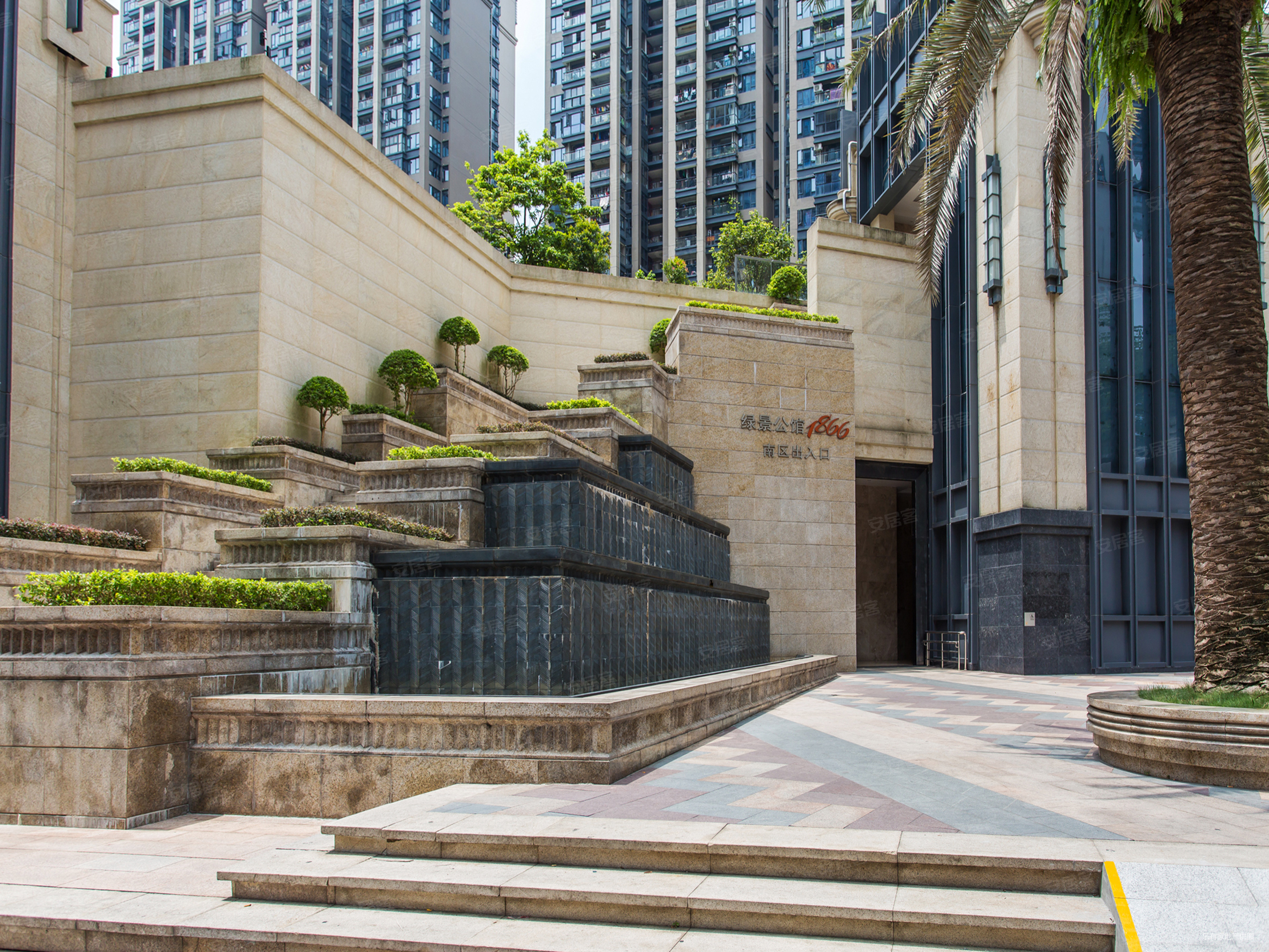 深圳房产网>深圳二手房>龙华二手房>民治二手房>绿景公馆1866(南区)>