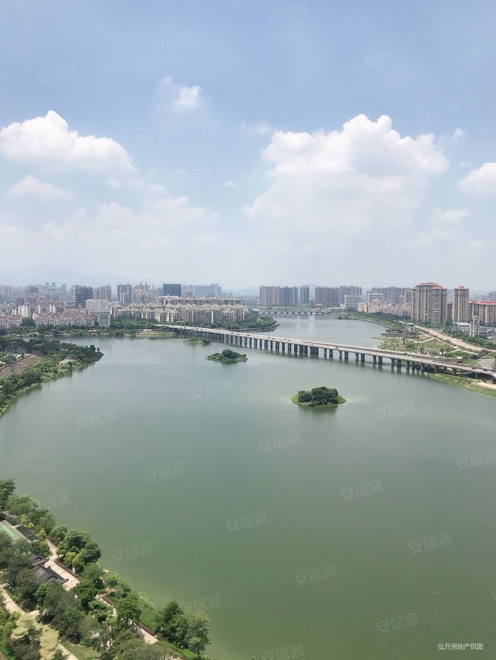 方直珑湖湾4室2厅2卫143.55㎡南北395万