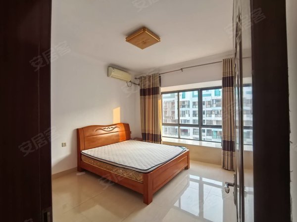 防城港港口中央商务区翡翠园翡翠园一房一厅