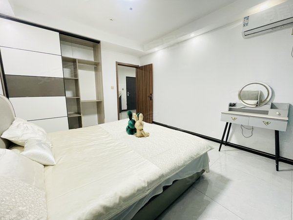 金华东阳东阳市中心兴平西路258号楼兴平西路256号 银泰城附近 家具全新 配套齐全 拎包入住出租房源真实图片